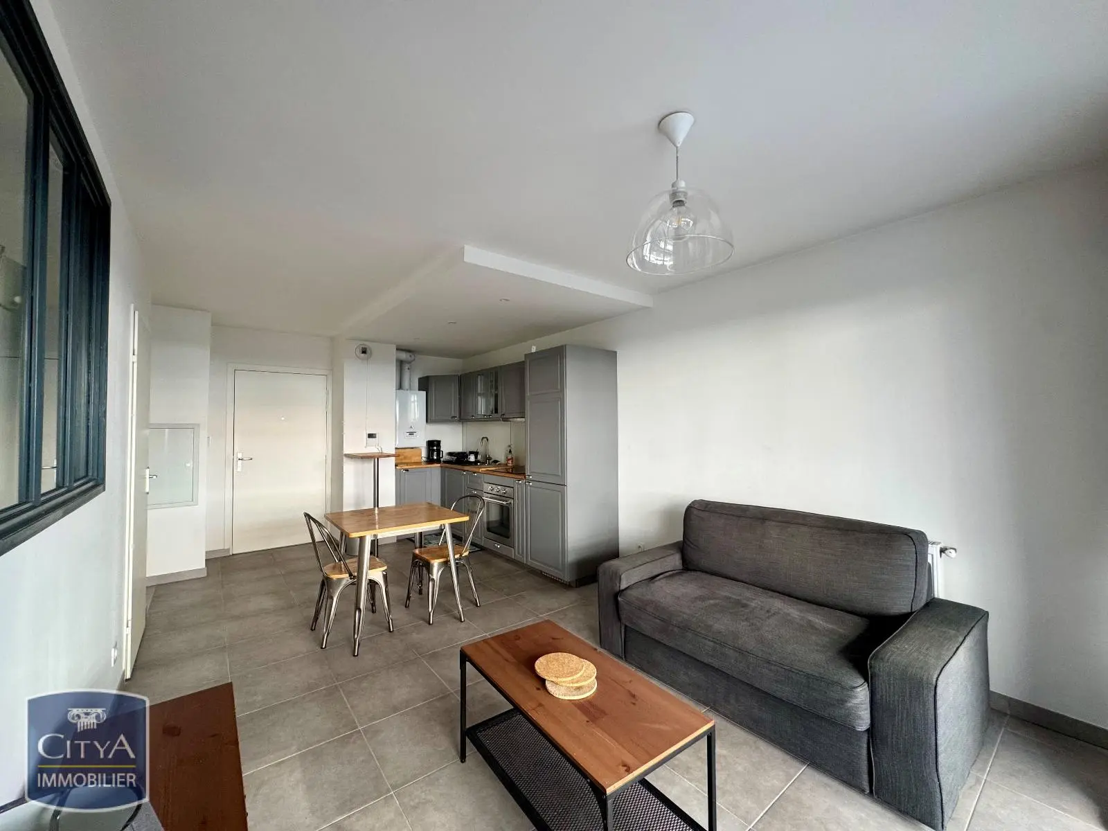 Photo 1 Appartement 2 pièces 40.96m²