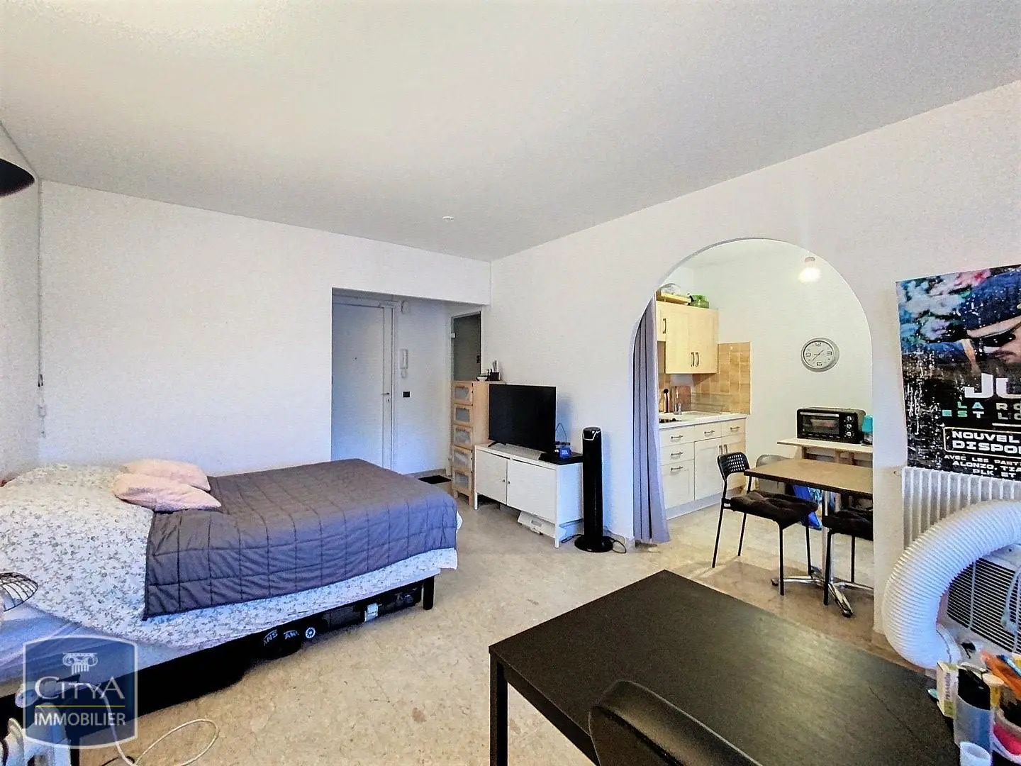 Photo 1 Appartement 1 pièce 29.79m²