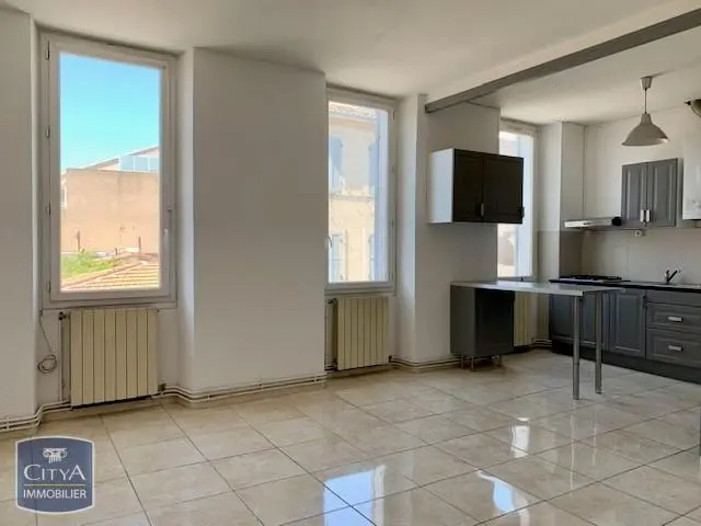 Photo 1 Appartement 1 pièce 37.97m²