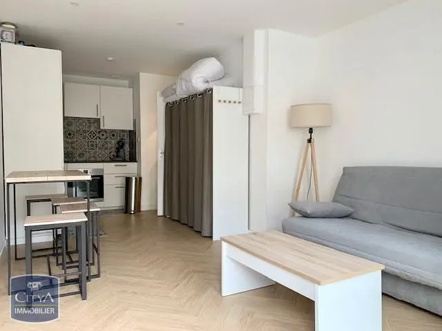 Photo 1 Appartement 1 pièce 23.83m²