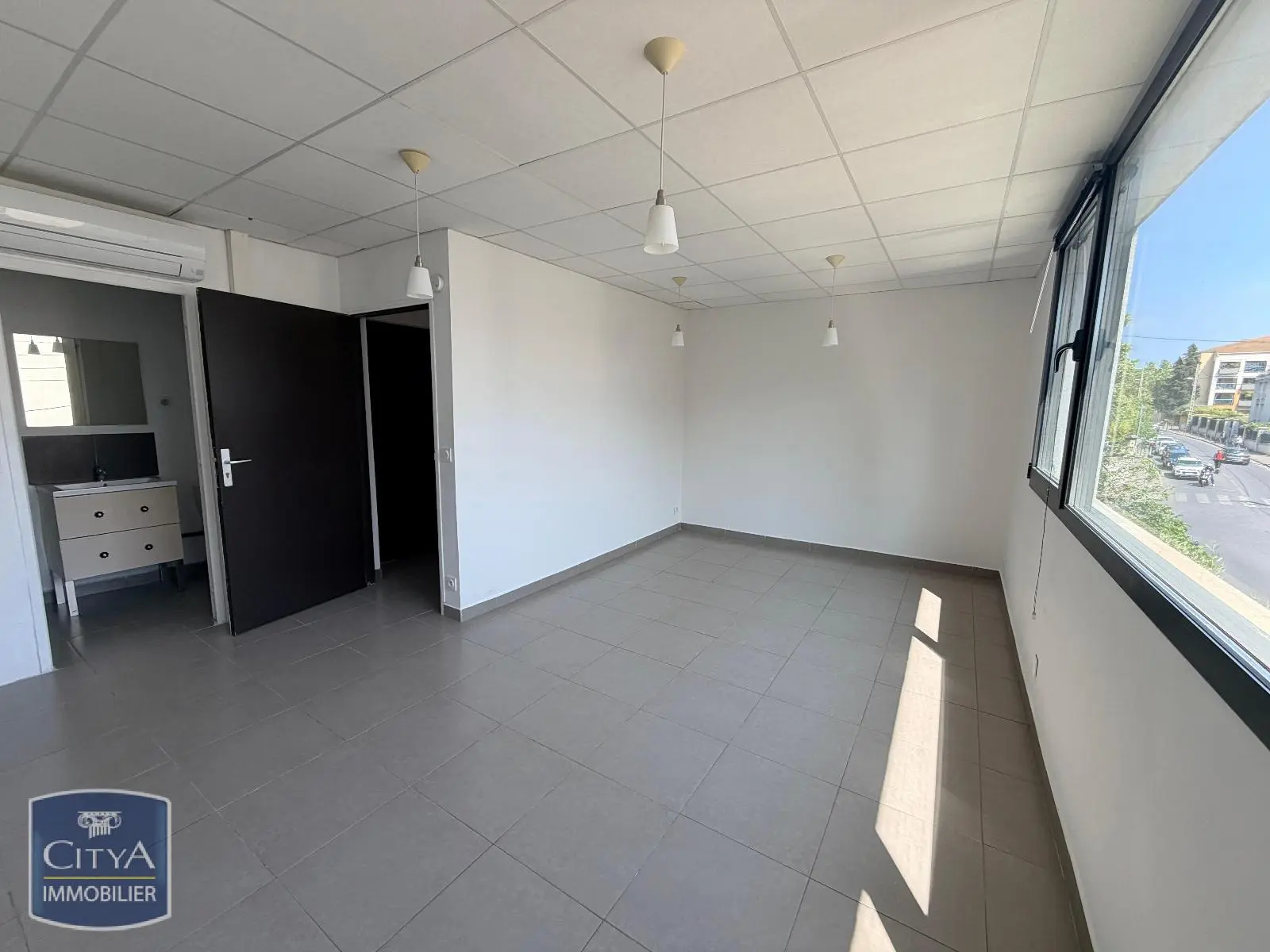 Photo 1 Local Commercial 23.29m²
