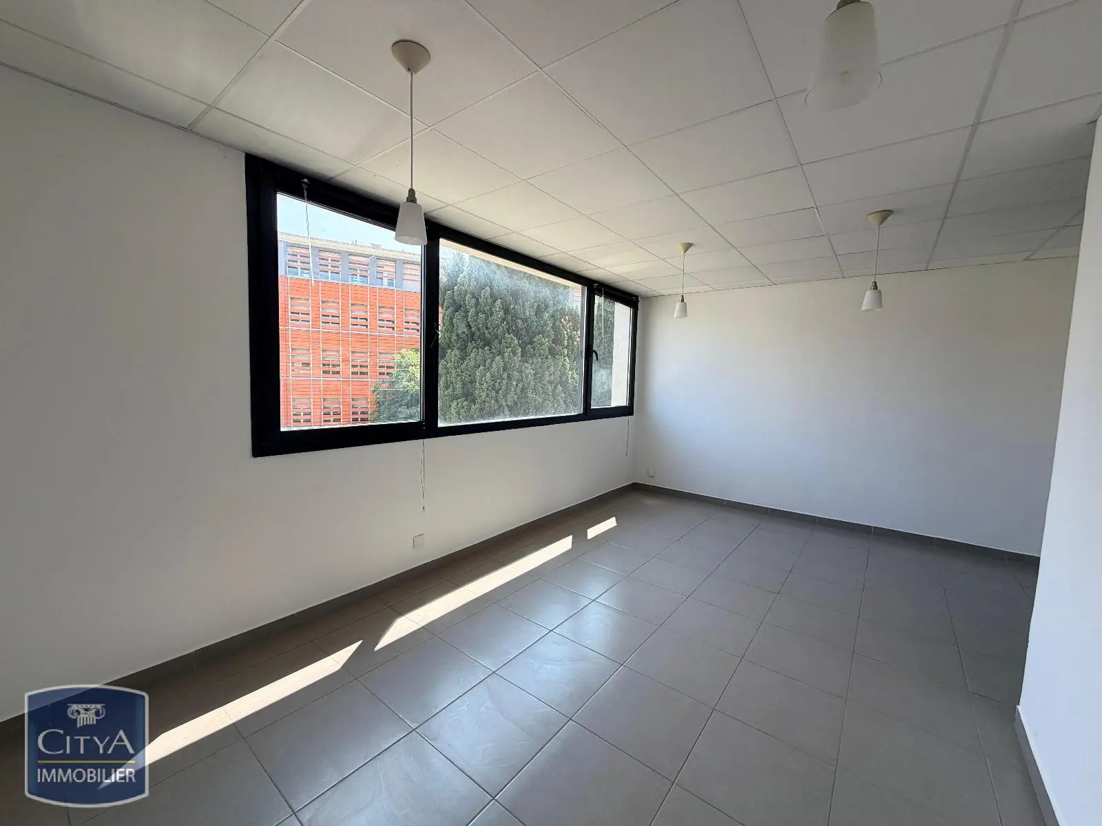 Photo 3 Local Commercial 23.29m²