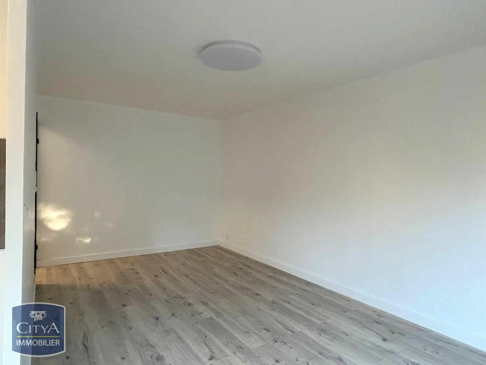 Photo 4 Appartement 1 pièce 29.82m²