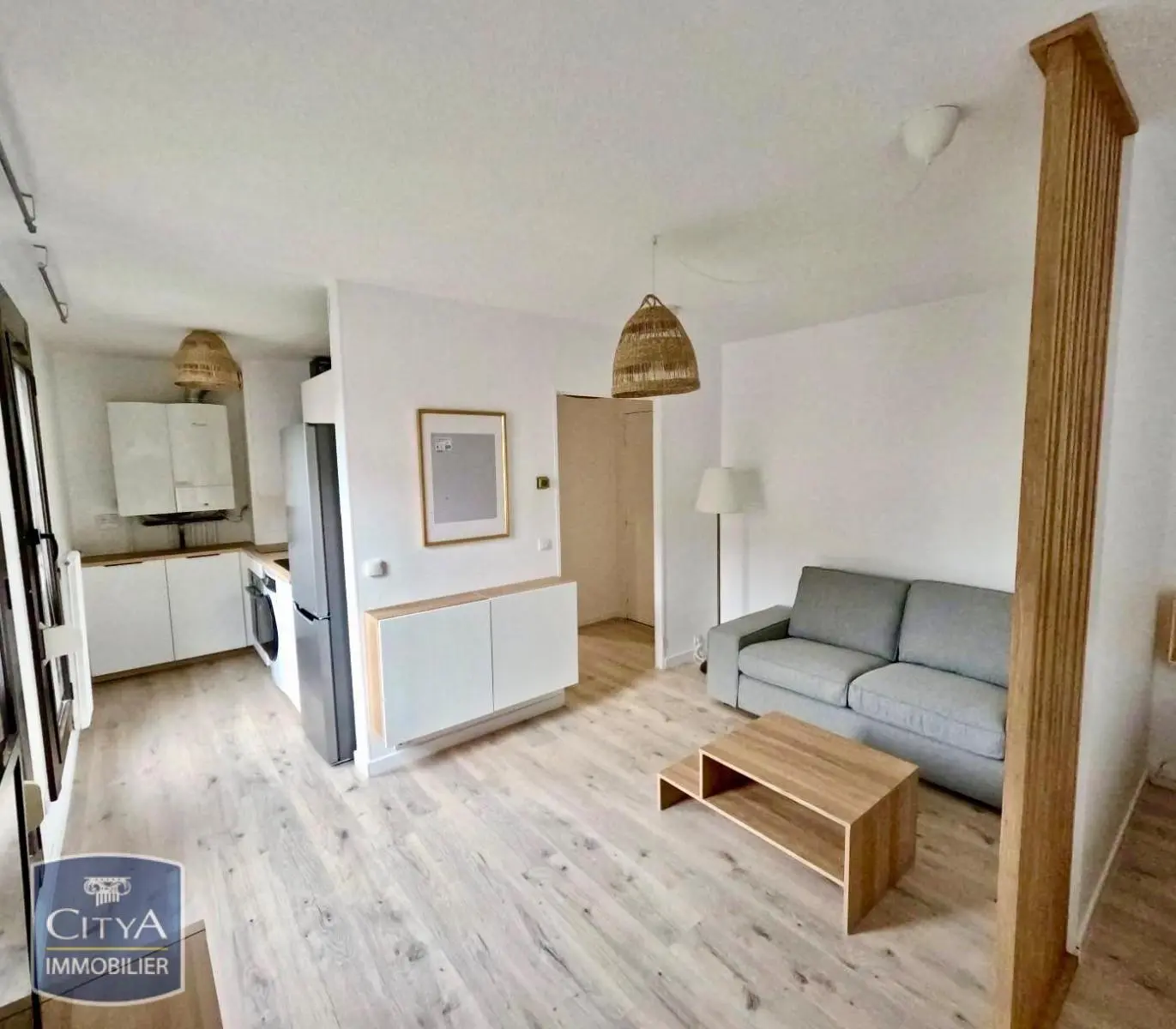 Photo 1 Appartement 1 pièce 30.88m²