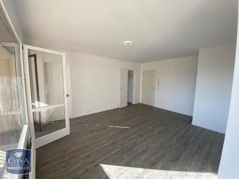 Photo 1 Appartement 4 pièces 67.99m²