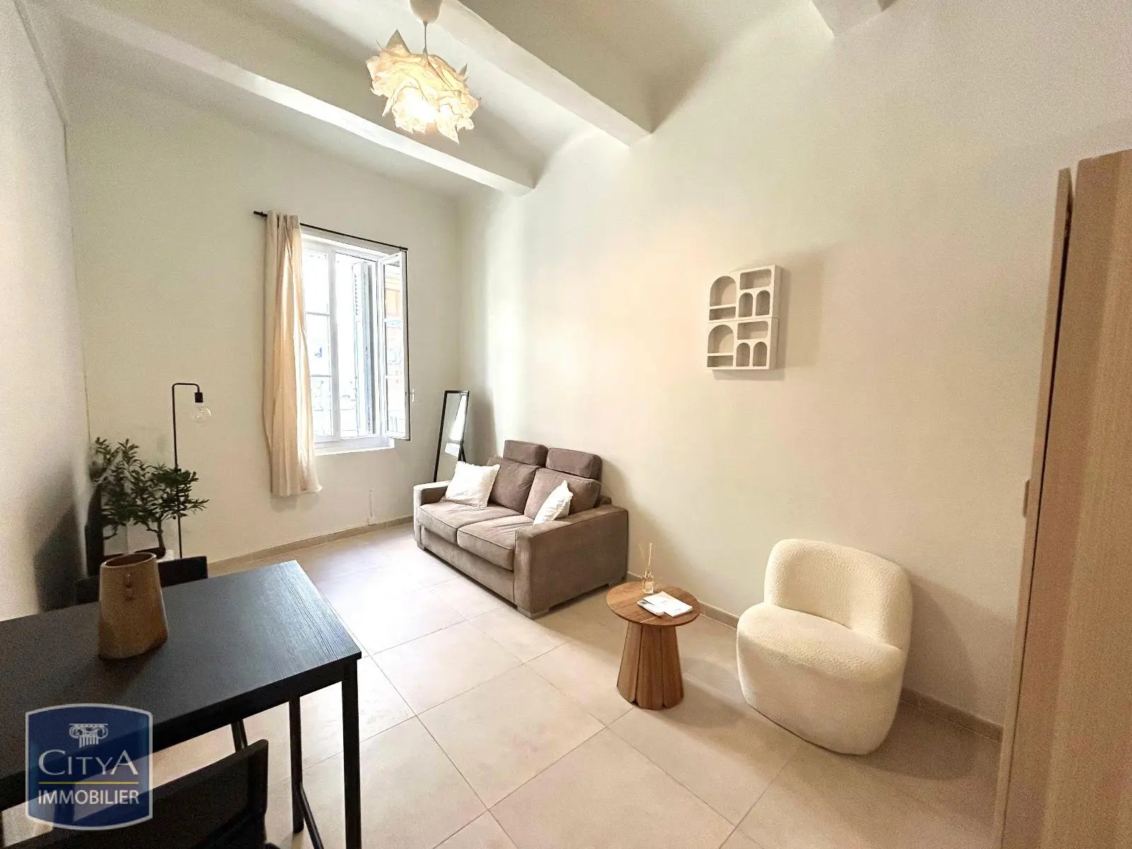 Photo 3 Appartement 1 pièce 22.92m²