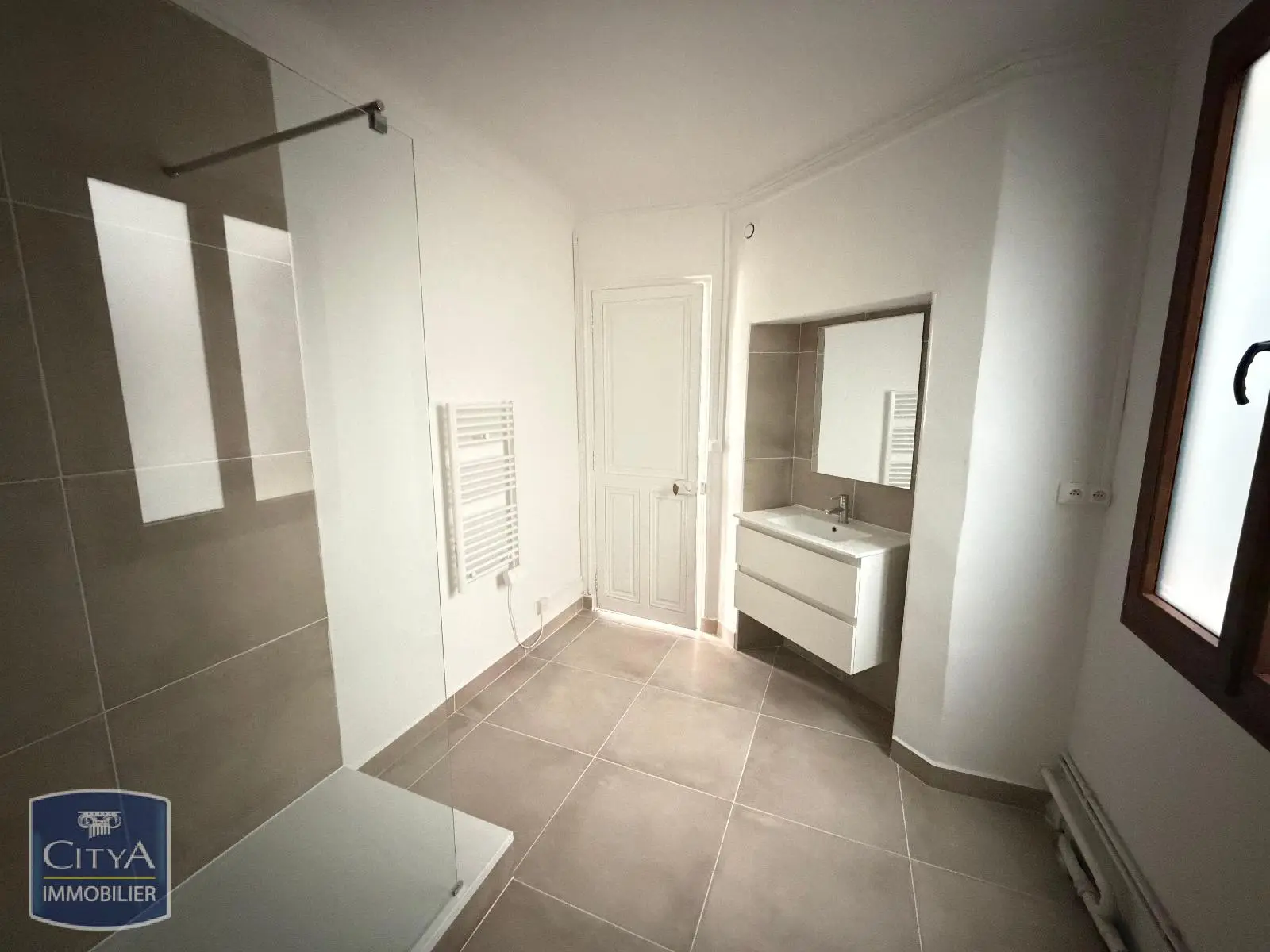 Photo 8 Appartement 3 pièces 98.15m²