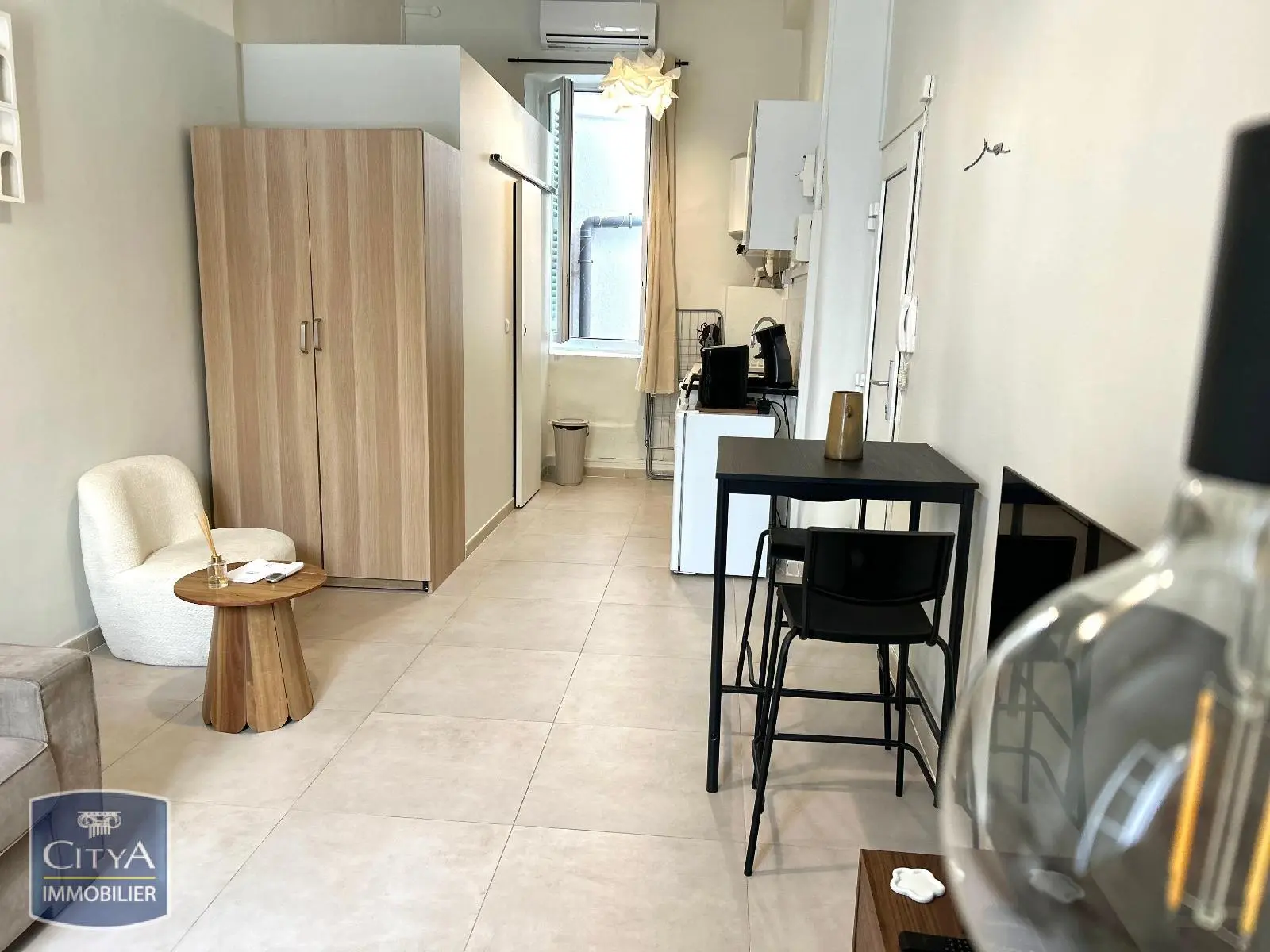 Photo 1 Appartement 1 pièce 22.92m²