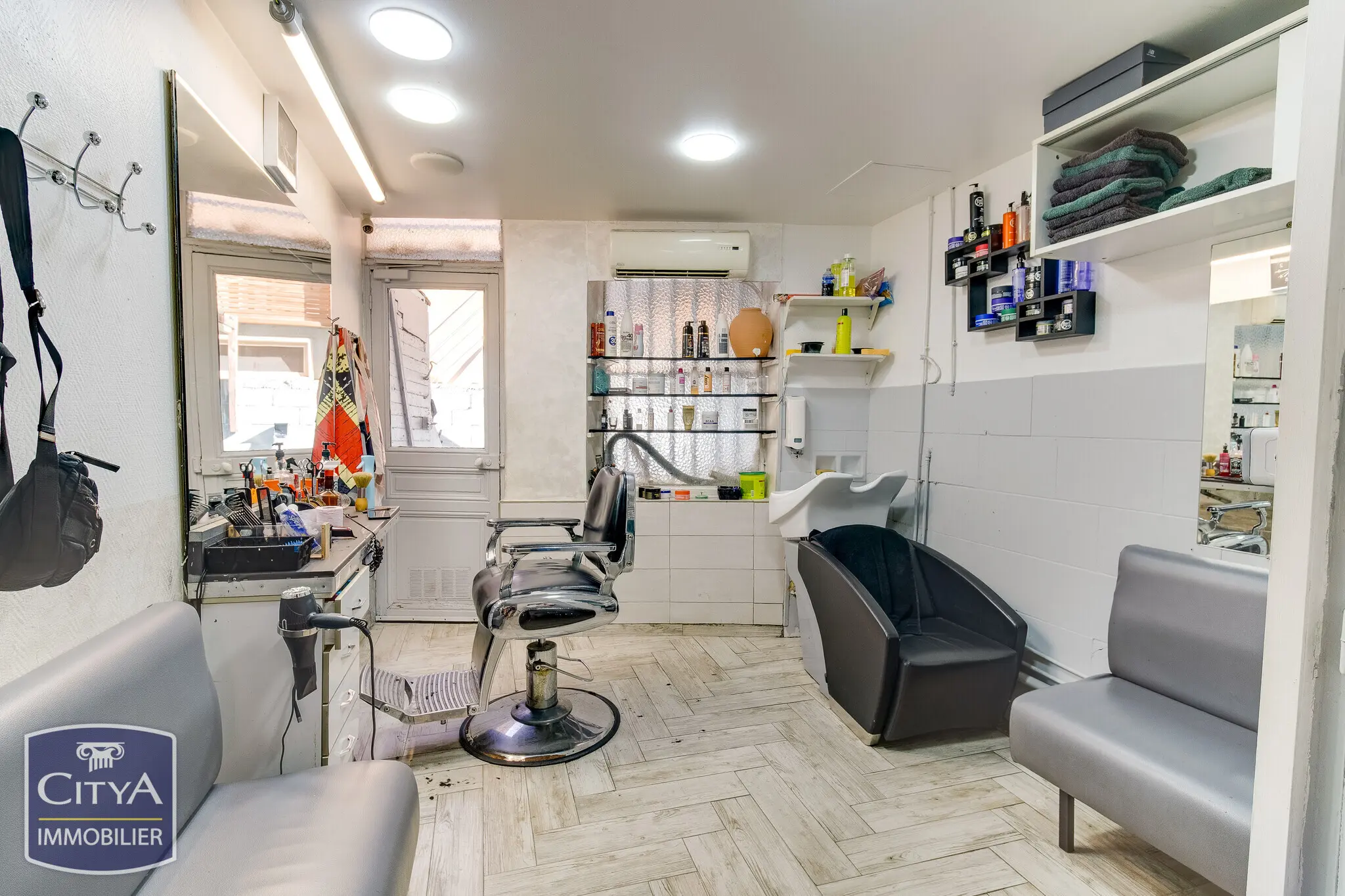 Photo 3 Immeuble 150m²