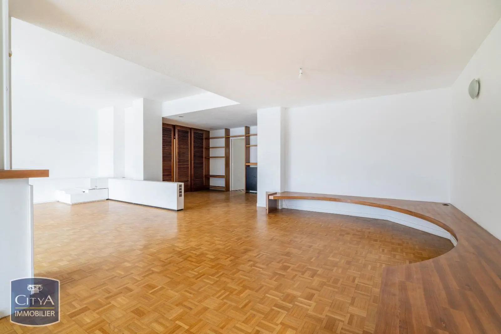 Photo 5 Appartement 5 pièces 144m²
