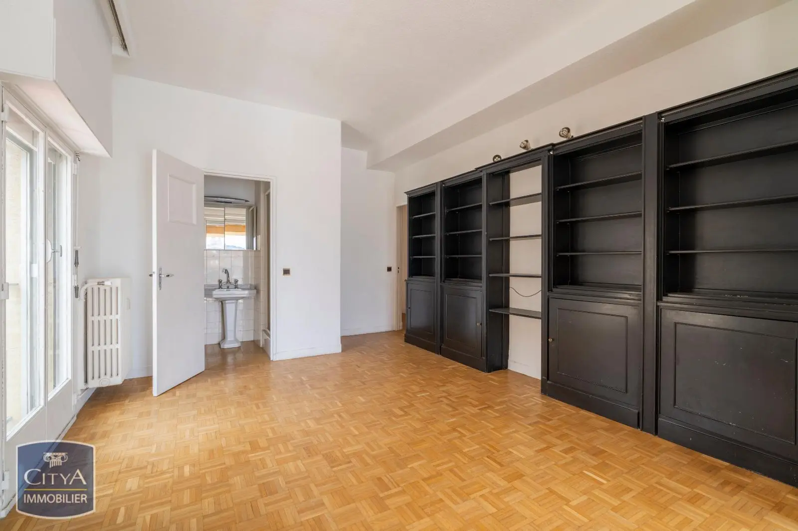 Photo 9 Appartement 5 pièces 144m²