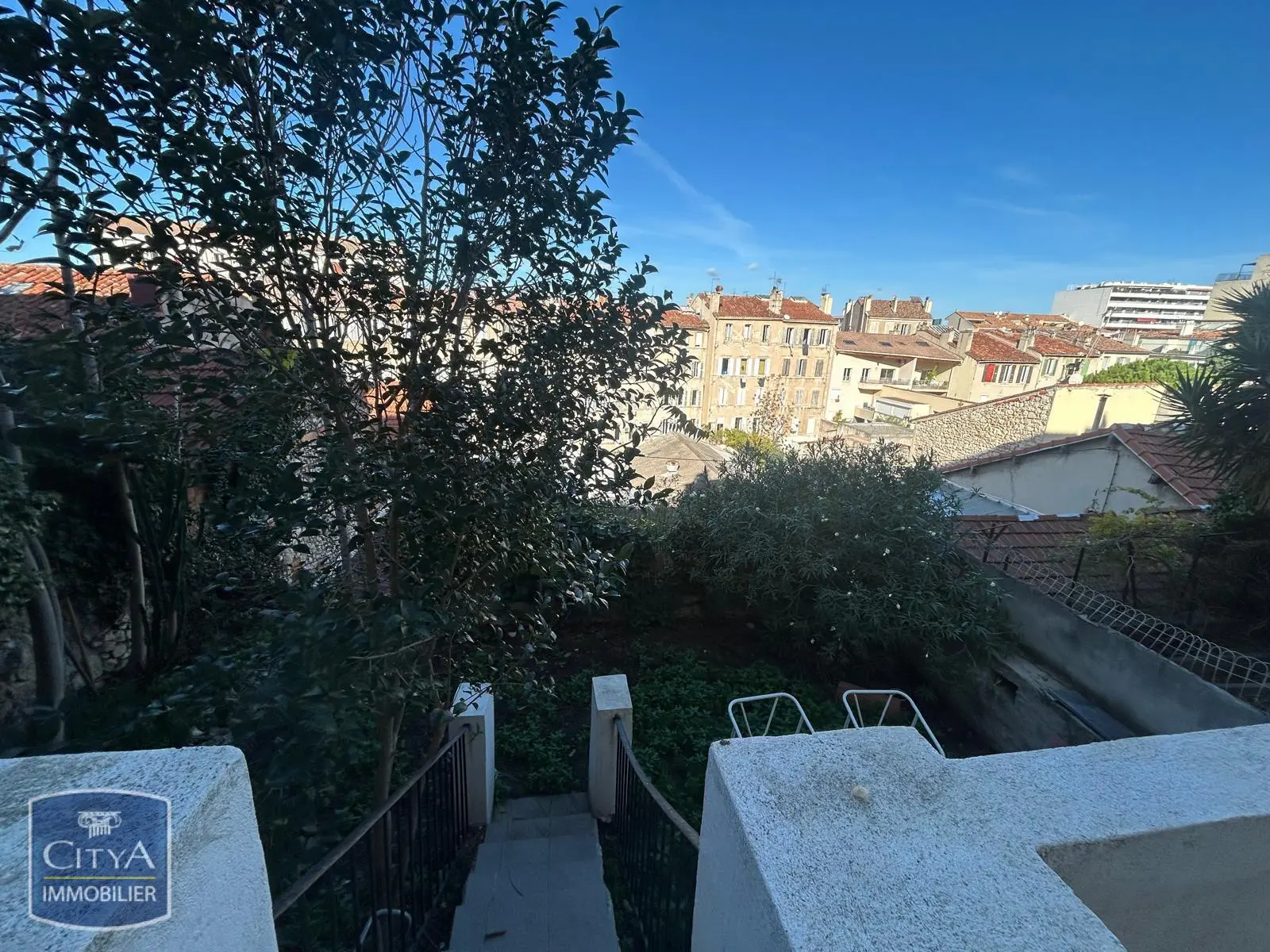 Photo 7 Immeuble 200m²