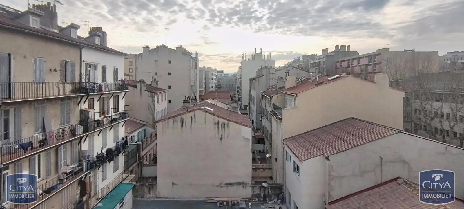 Photo 3 Appartement 1 pièce 18.24m²