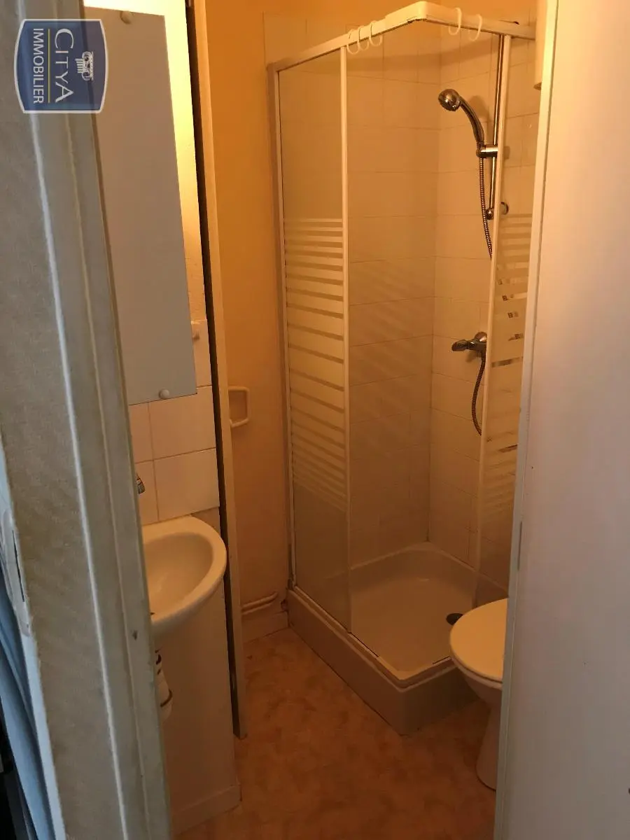 Photo 3 Appartement 1 pièce 12.68m²