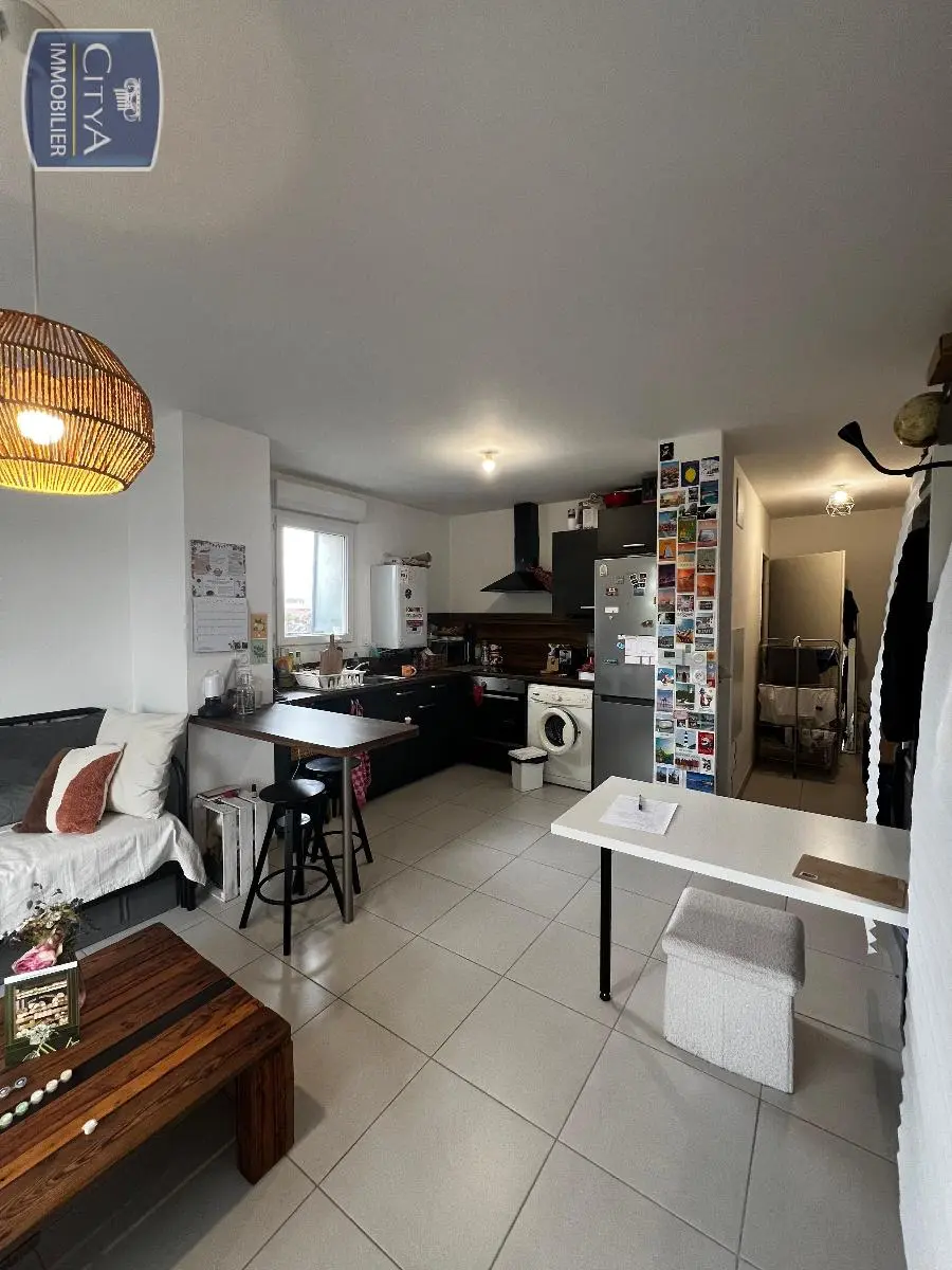 Photo 2 Appartement 1 pièce 24.66m²