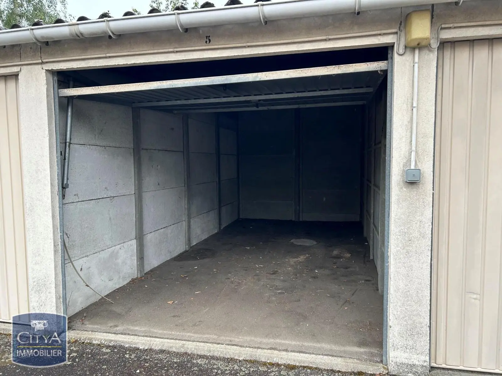 Photo 2 Parking 15m²