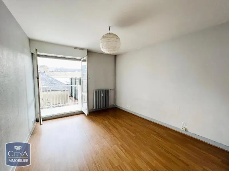 Photo 1 Appartement 1 pièce 17.83m²