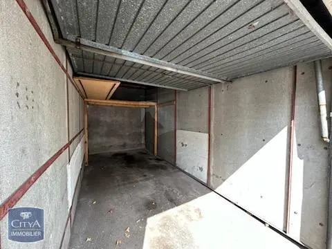 Photo 3 Parking