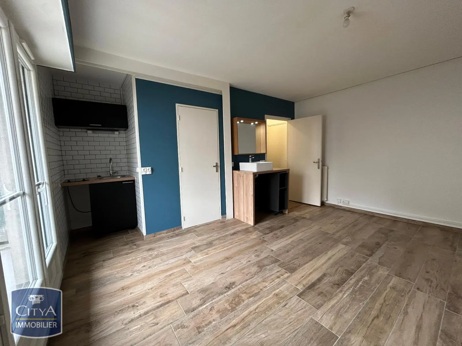 Photo 1 Appartement 1 pièce 19.8m²