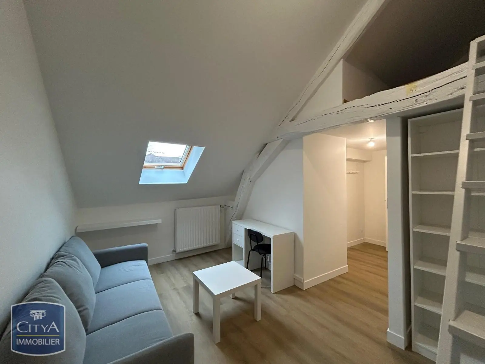 Photo 1 Appartement 1 pièce 21m²