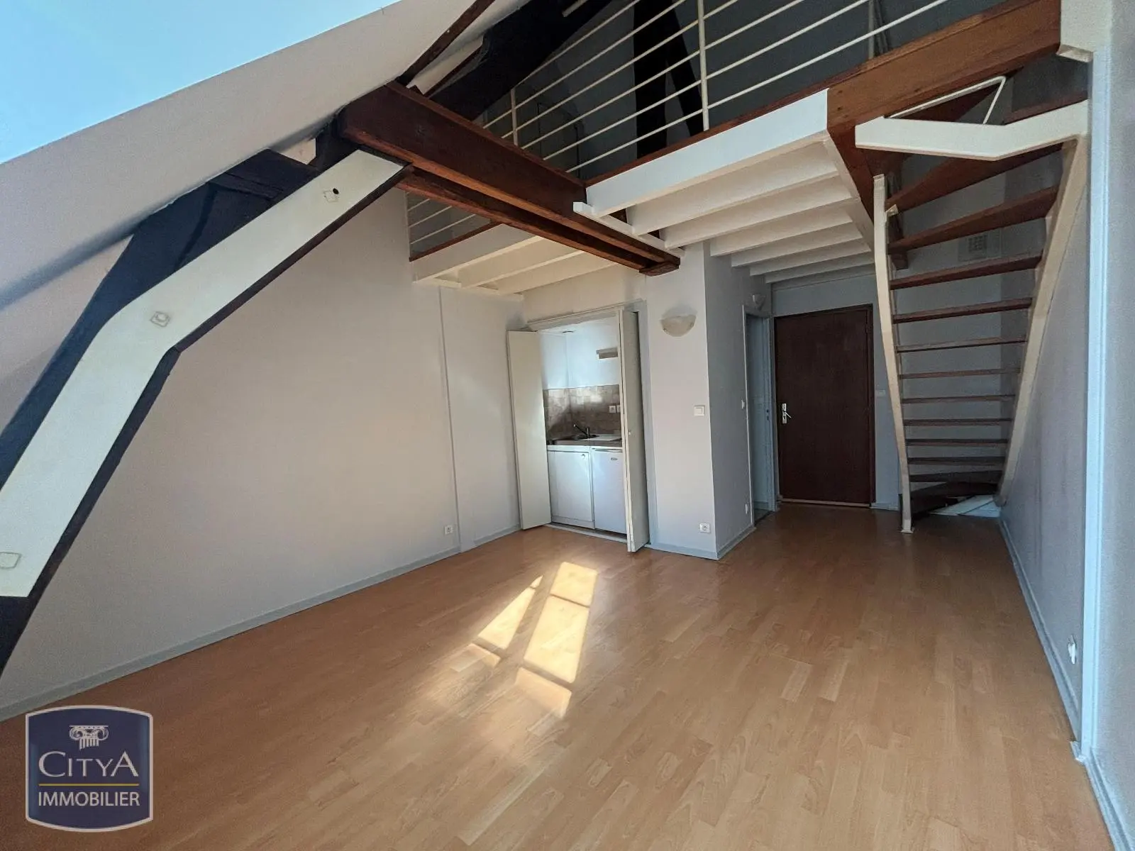 Photo 2 Appartement 1 pièce 22m²