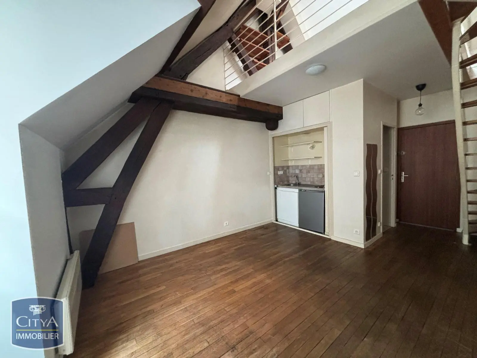 Photo 2 Appartement 1 pièce 19m²