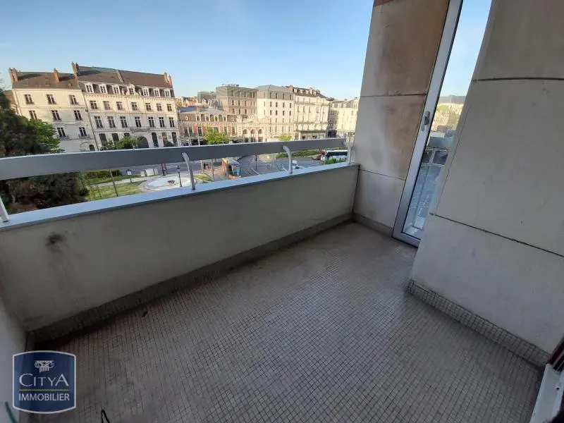 Photo 3 Appartement 1 pièce 9.89m²