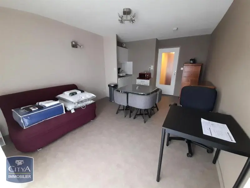 Photo 1 Appartement 1 pièce 24.2m²