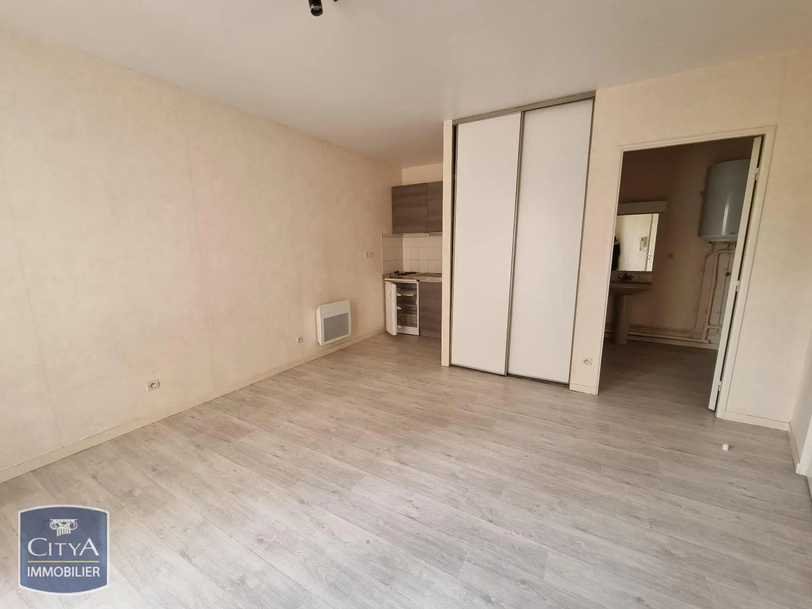Photo 1 Appartement 1 pièce 21.3m²