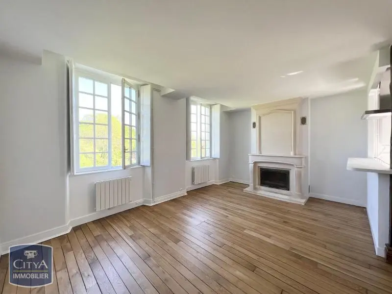 Photo 1 Appartement 2 pièces 63.7m²