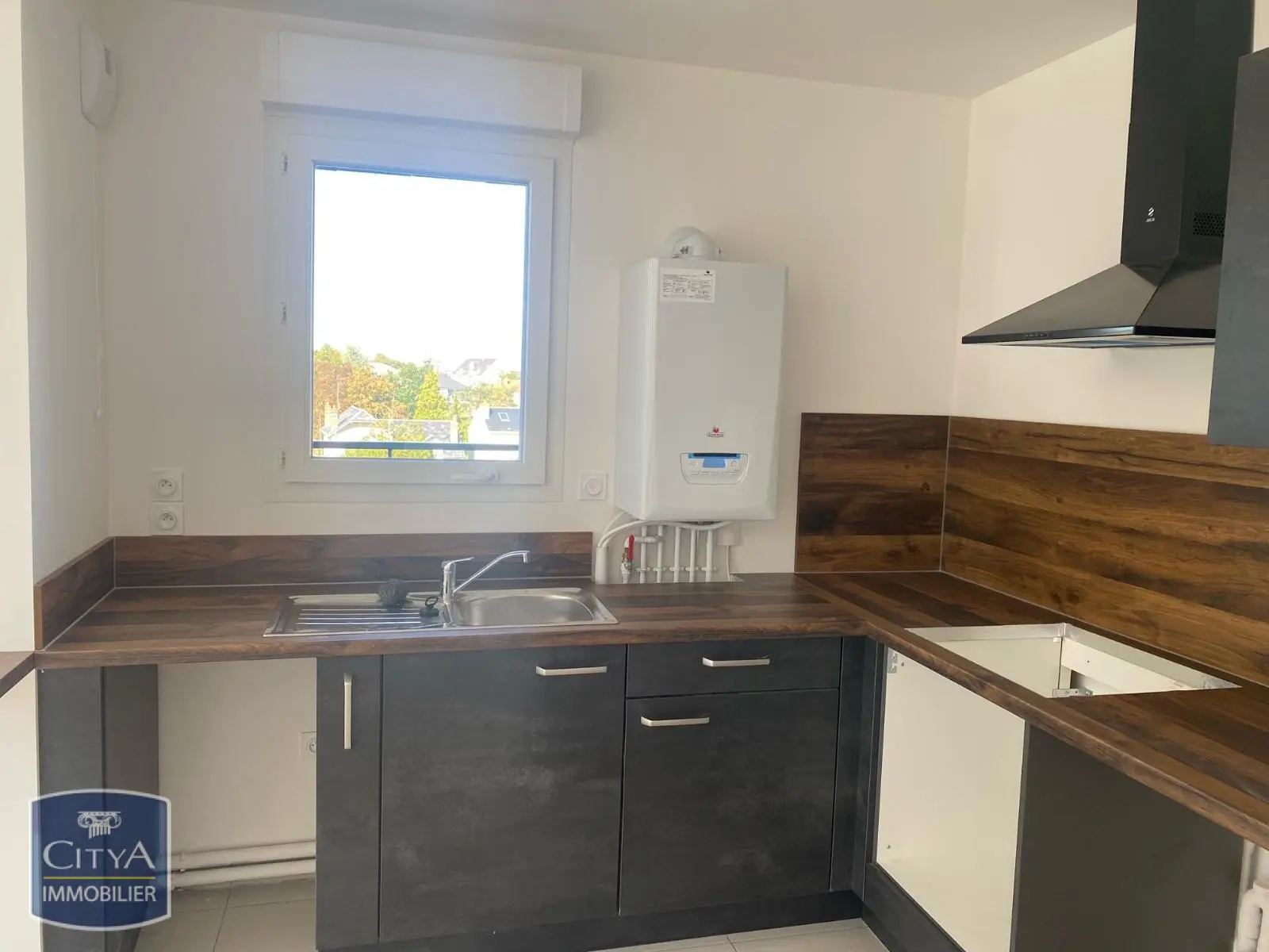 Photo 2 Appartement 1 pièce 24.66m²
