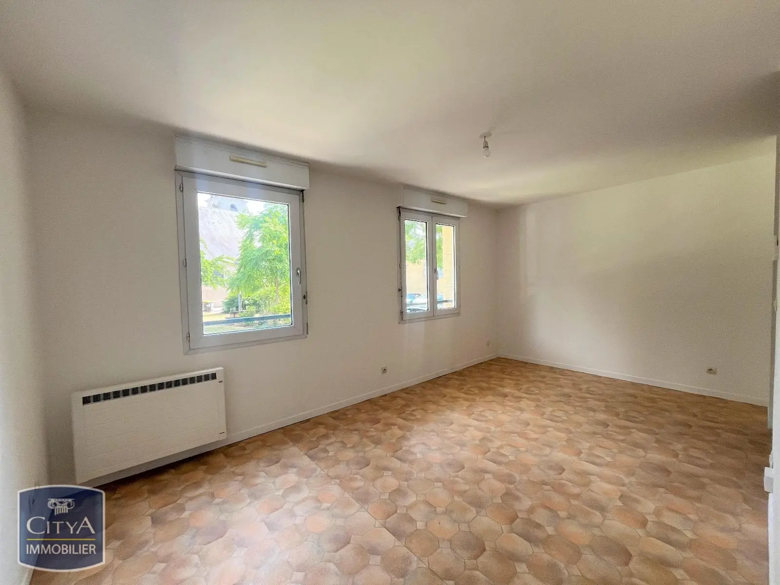 Photo 2 Appartement 1 pièce 24.04m²