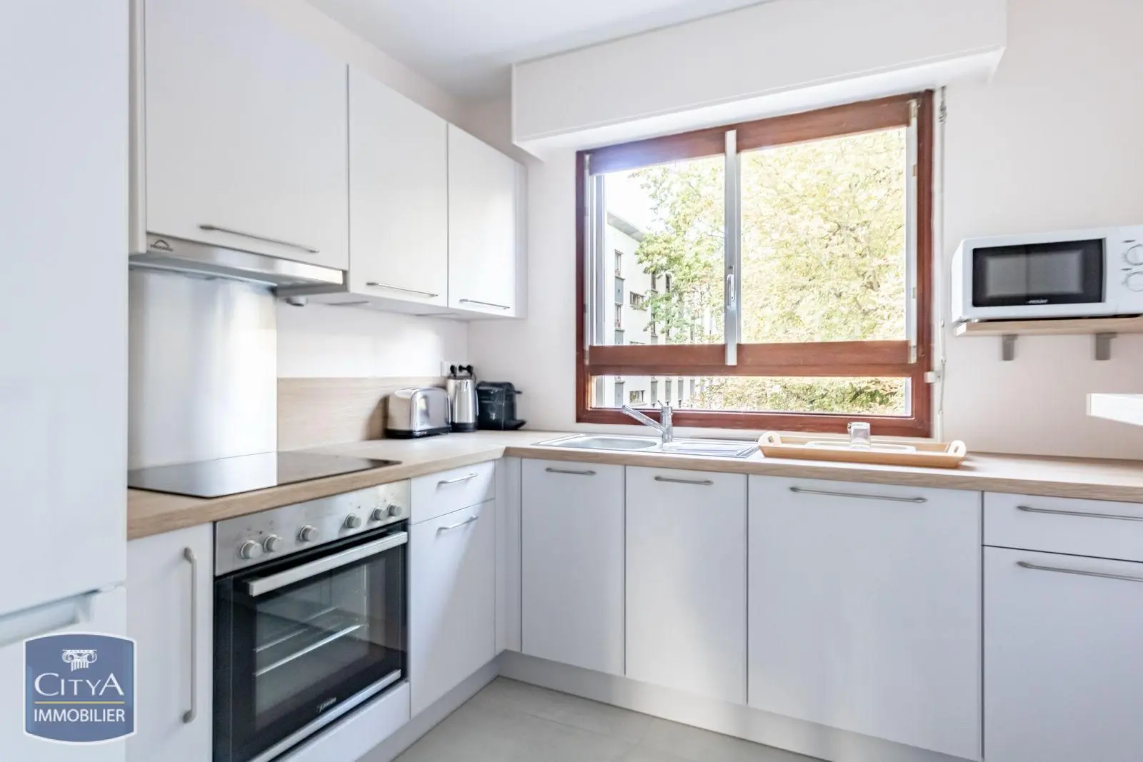 Photo 2 Appartement 1 pièce 9.73m²