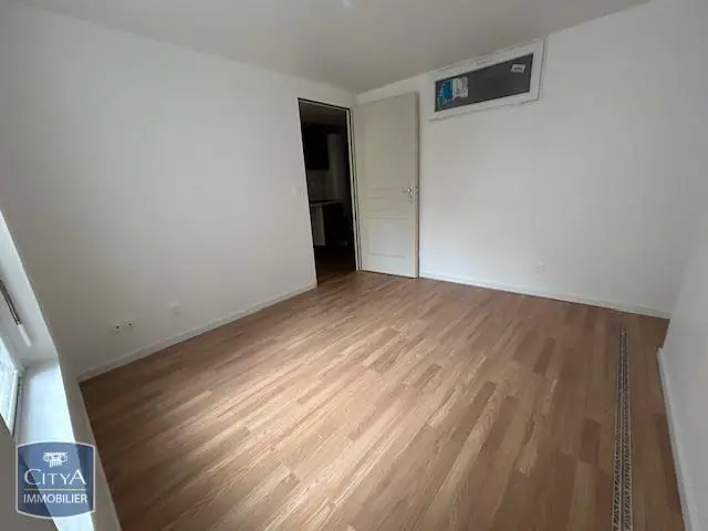 Photo 8 Appartement 1 pièce 9.86m²