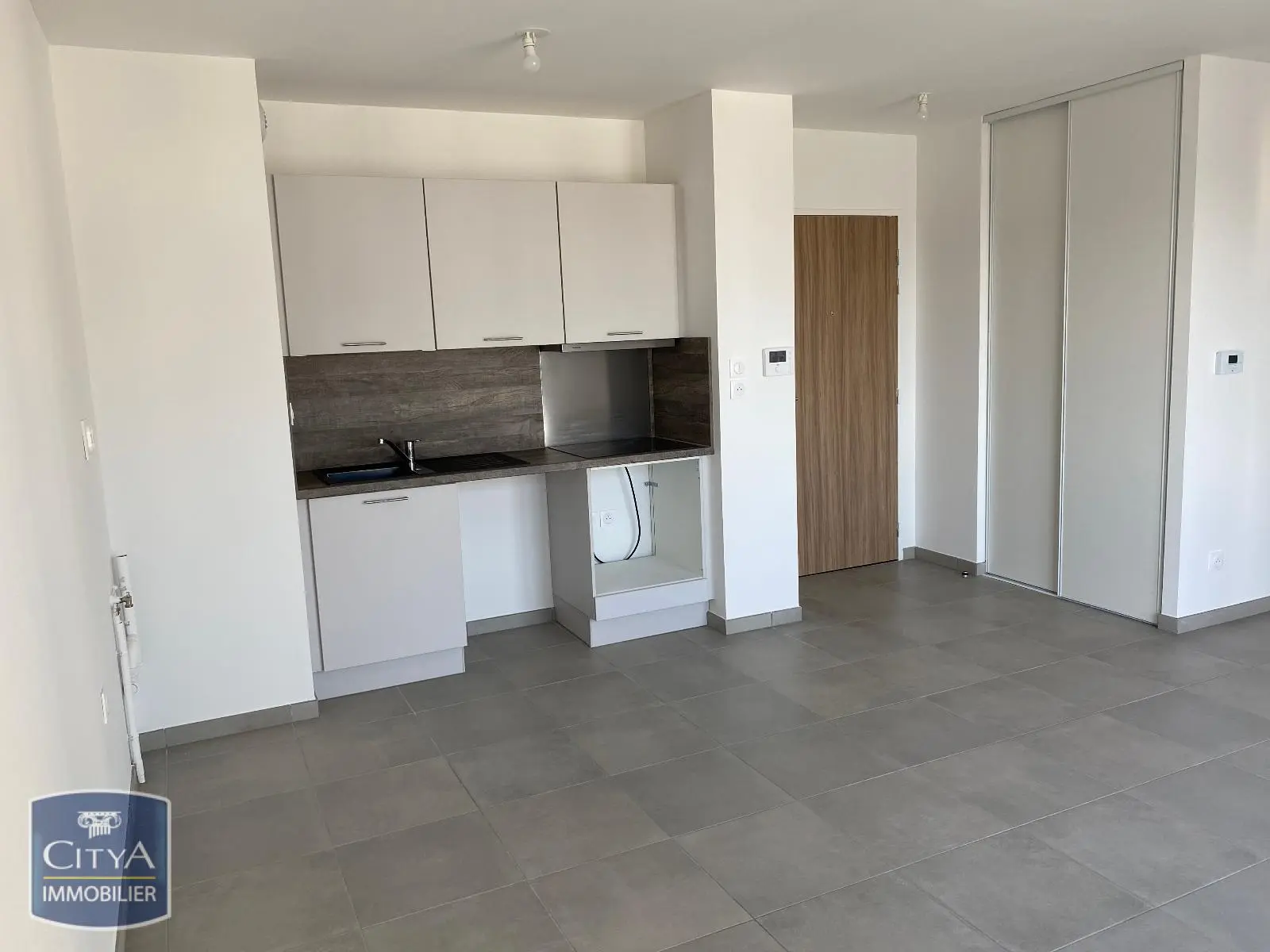 Photo 2 Appartement 2 pièces 43.98m²