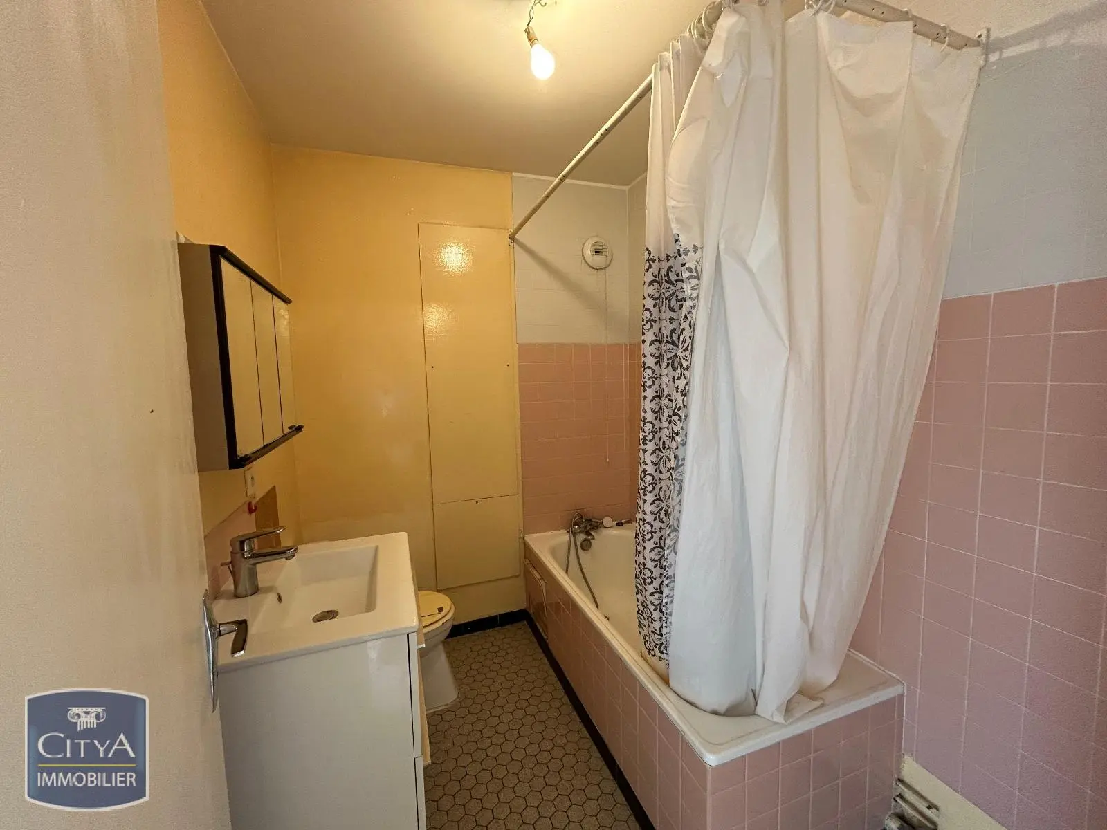Photo 2 Appartement 1 pièce 37.35m²