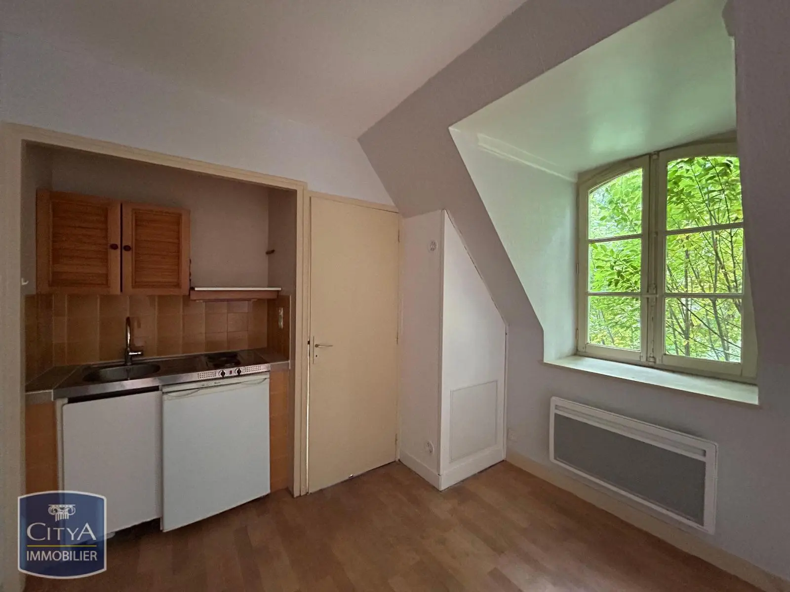 Photo 2 Appartement 1 pièce 19m²