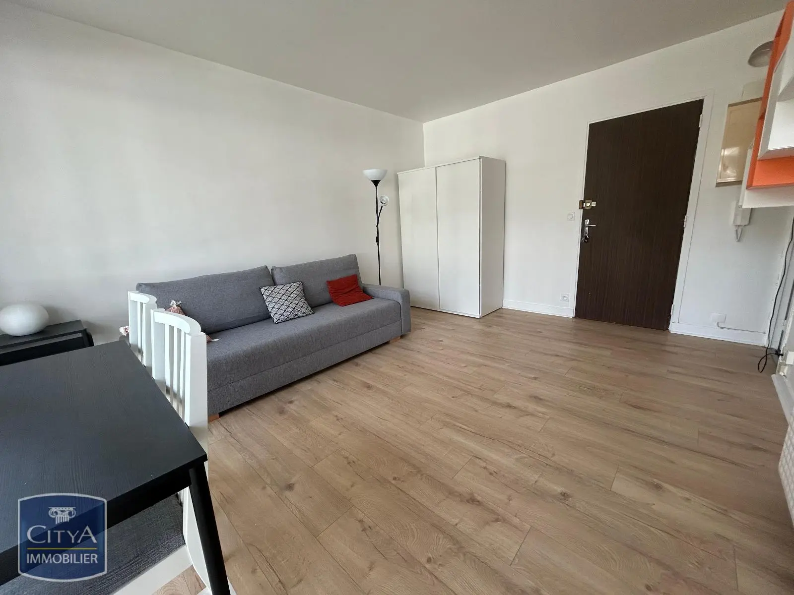Photo 2 Appartement 1 pièce 22.1m²