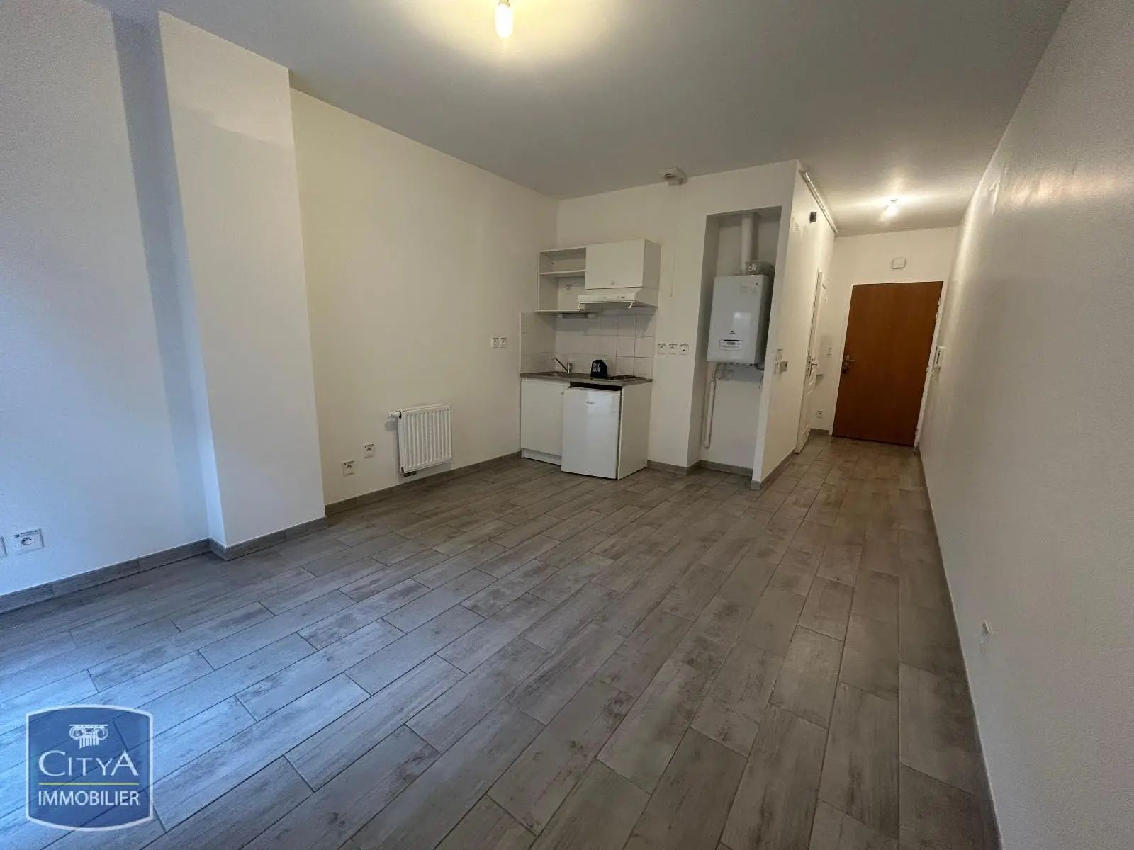 Photo 2 Appartement 1 pièce 25.77m²