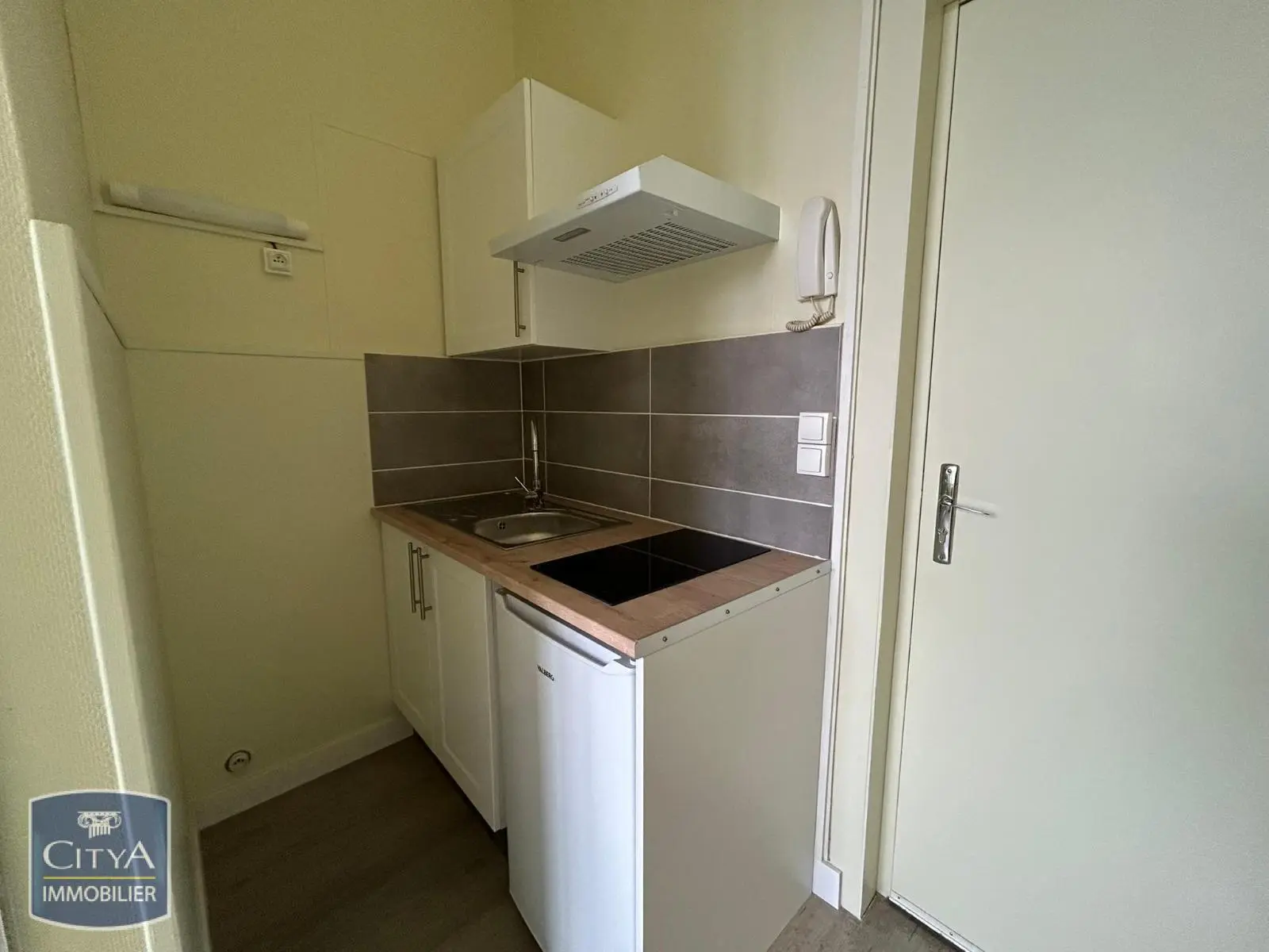 Photo 3 Appartement 1 pièce 18.55m²