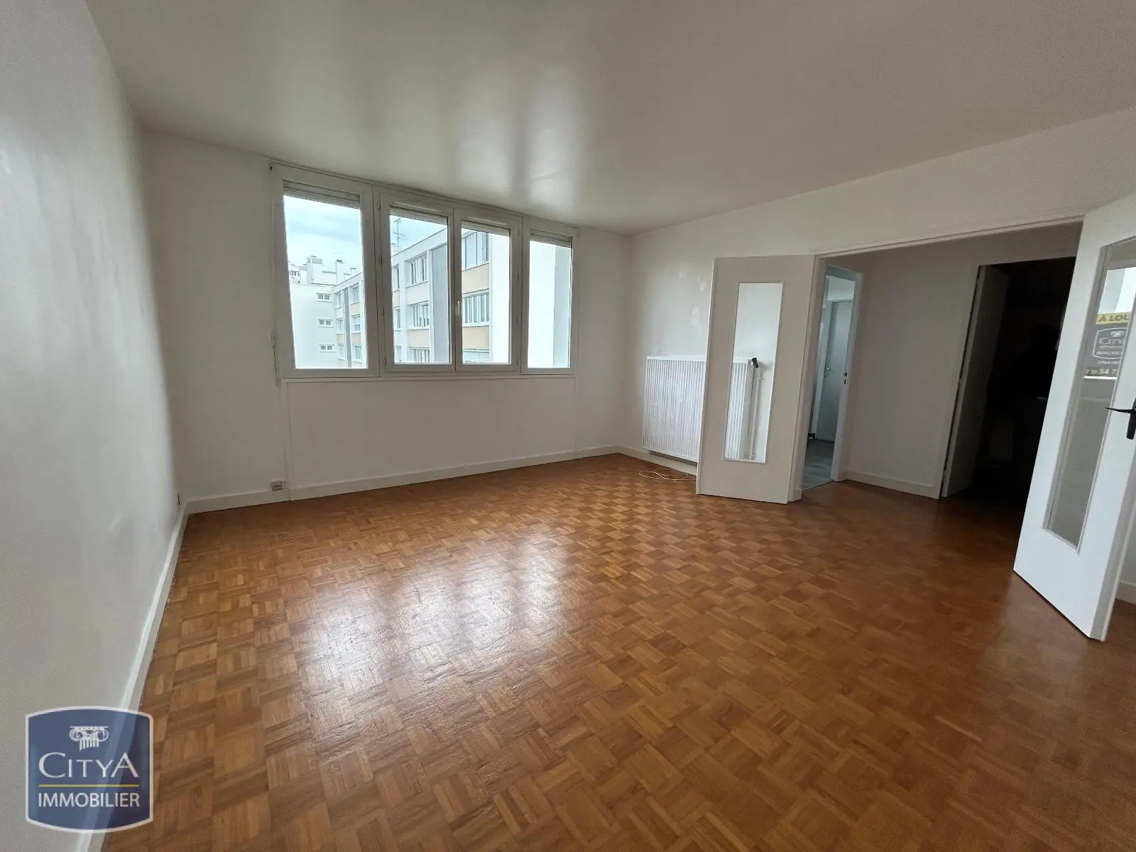 Photo 1 Appartement 1 pièce 31.3m²