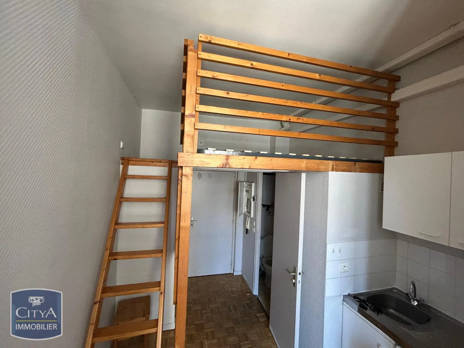 Photo 3 Appartement 1 pièce 14.25m²