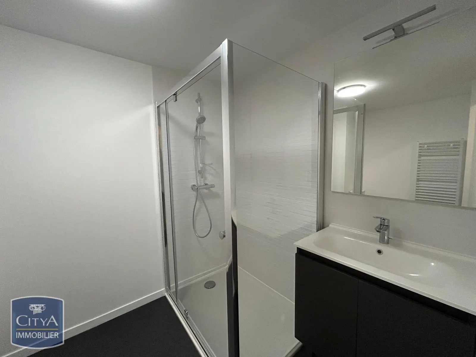 Photo 5 Appartement 1 pièce 28.53m²