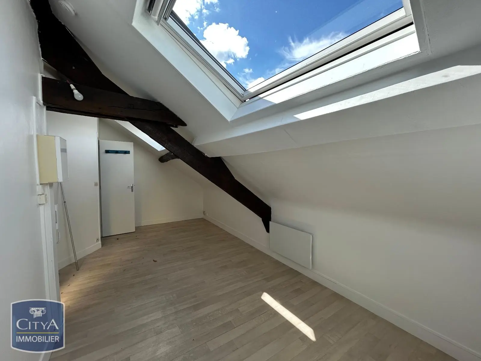 Photo 2 Appartement 1 pièce 11.8m²