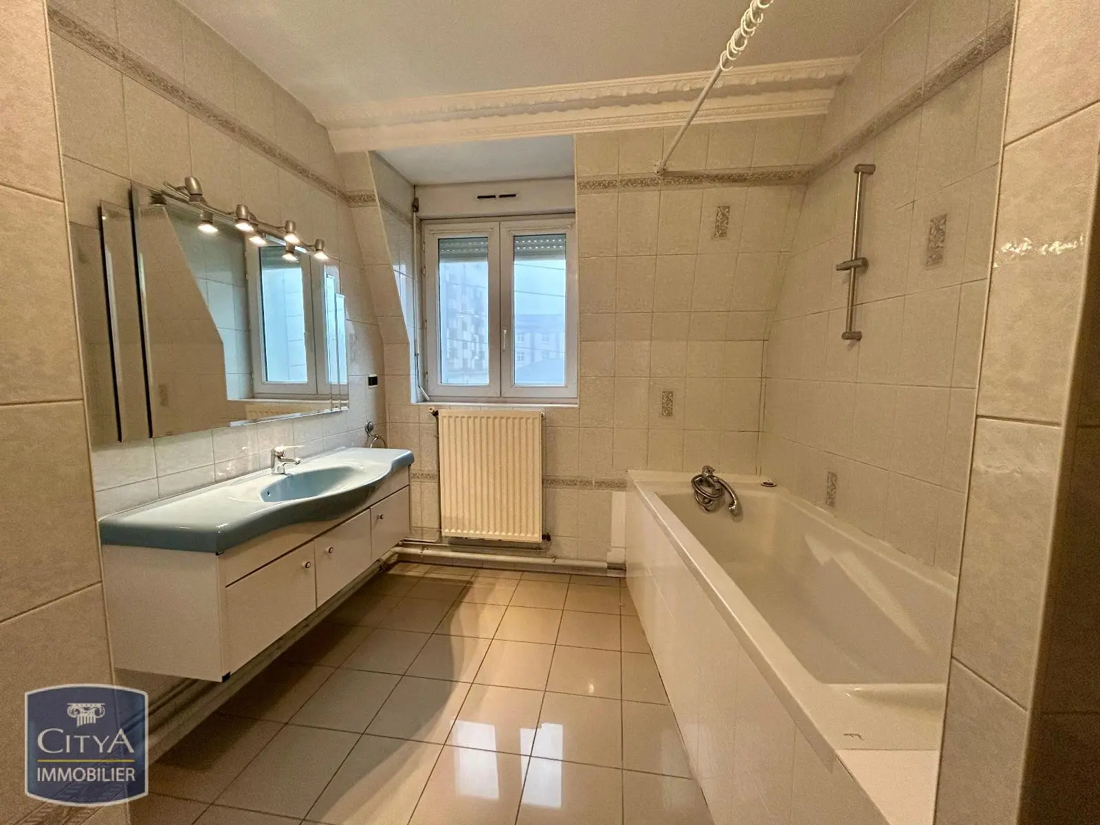 Photo 10 Maison 6 pièces 150m²