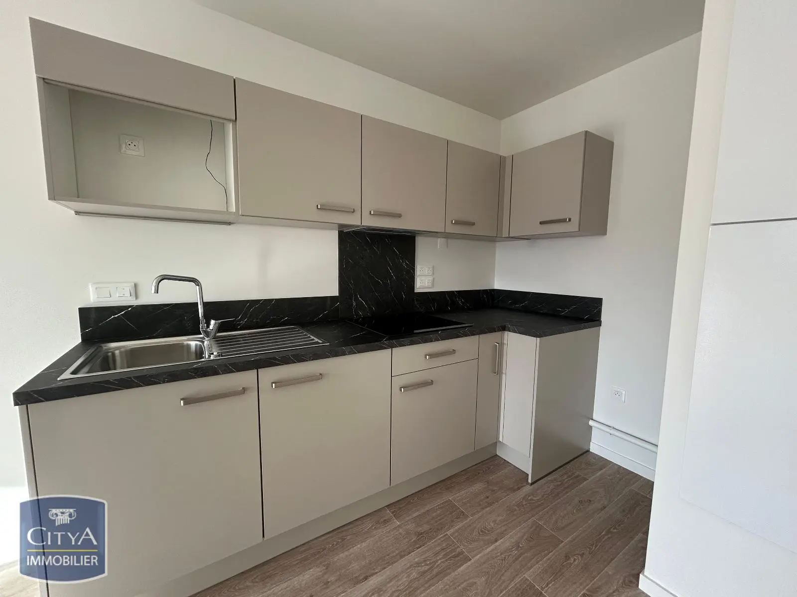 Photo 3 Appartement 2 pièces 45.86m²