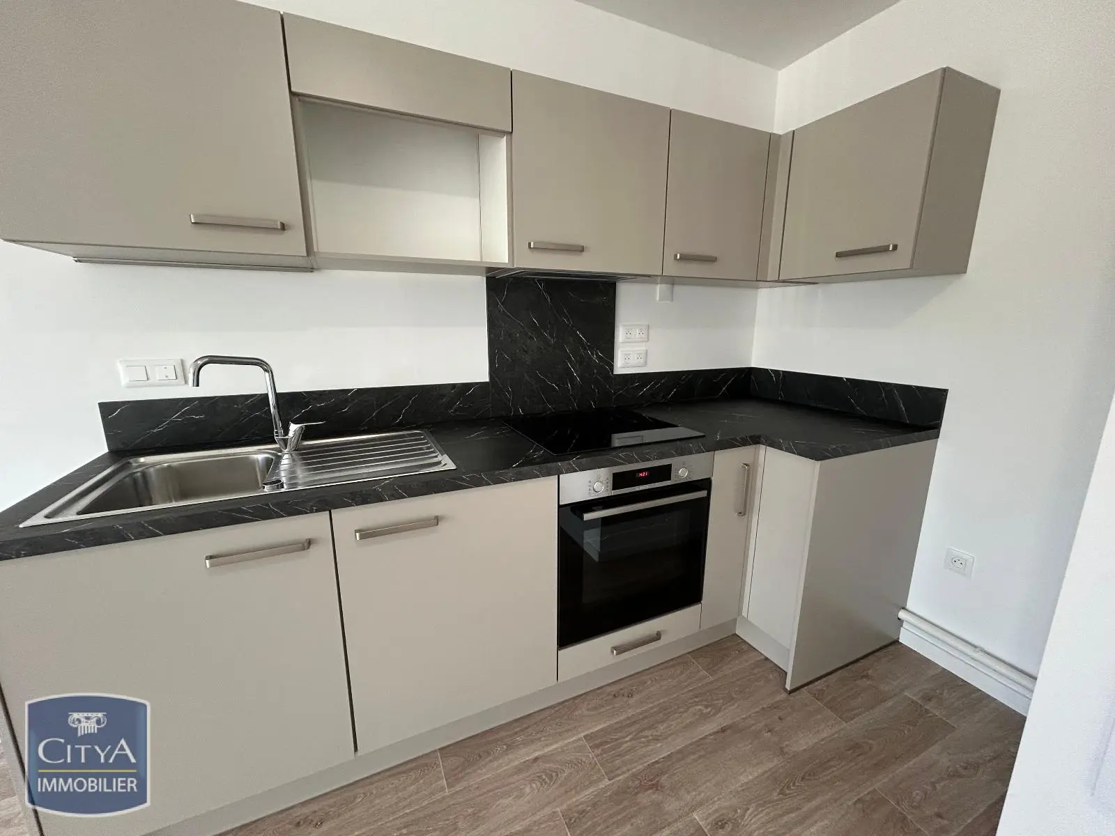 Photo 3 Appartement 2 pièces 45.83m²