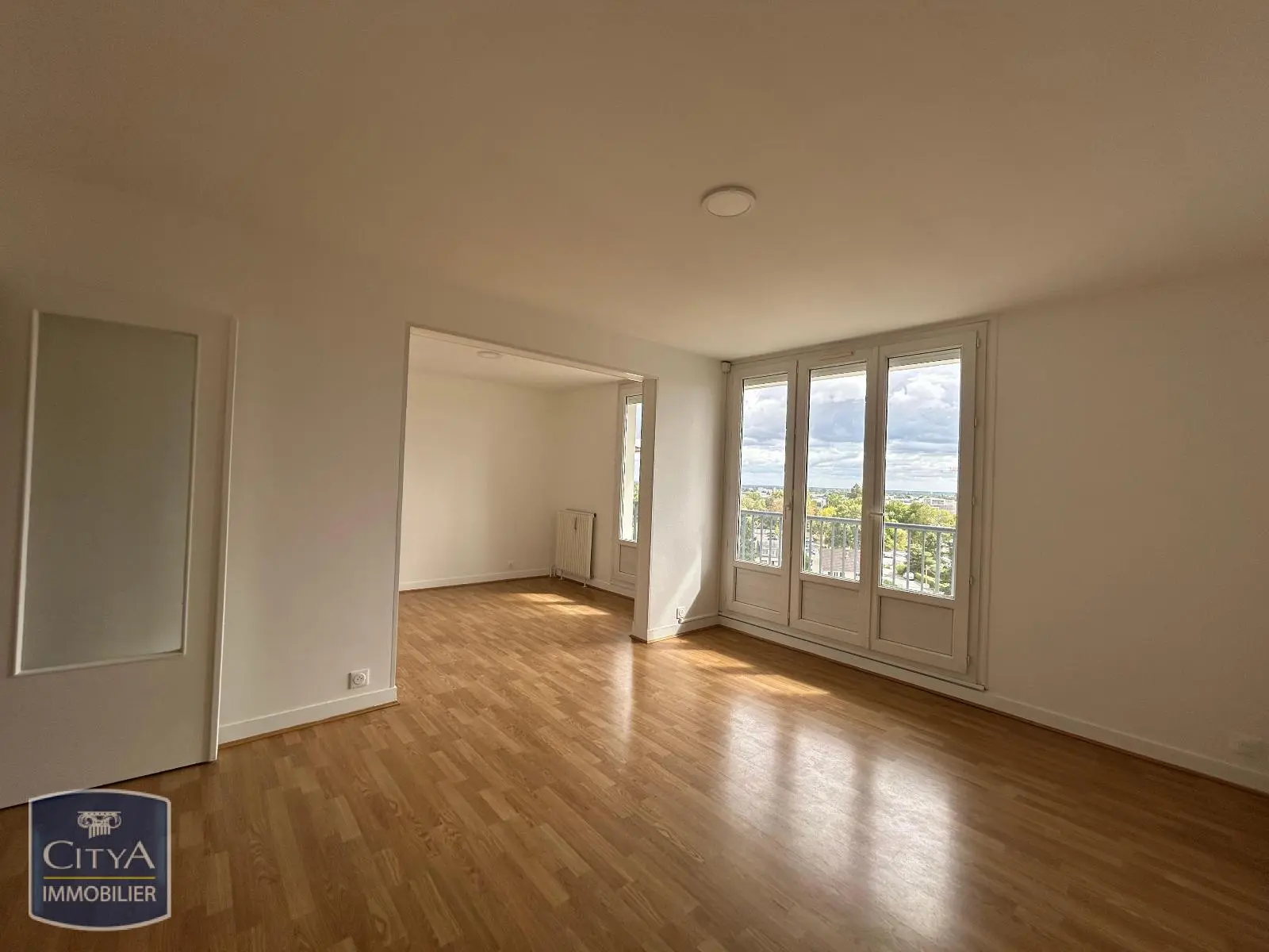 Photo 1 Appartement 4 pièces 70.37m²