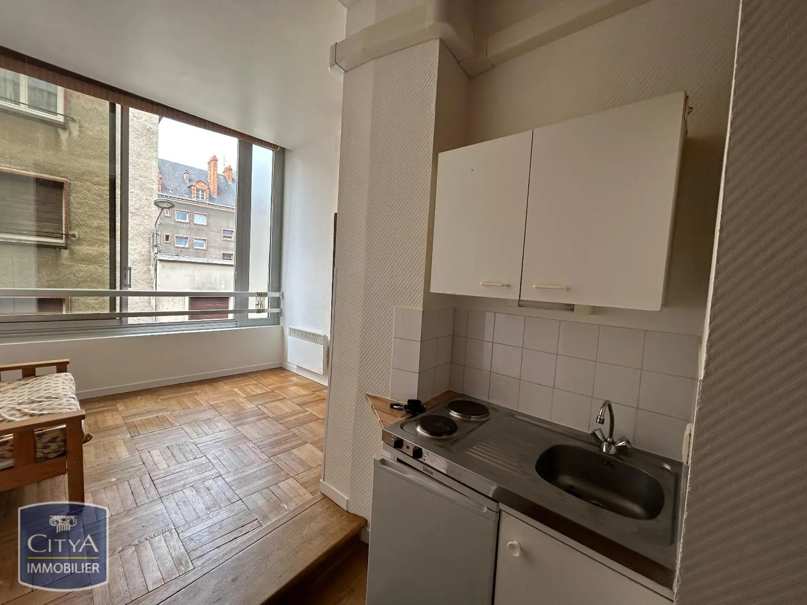 Photo 1 Appartement 1 pièce 14.41m²