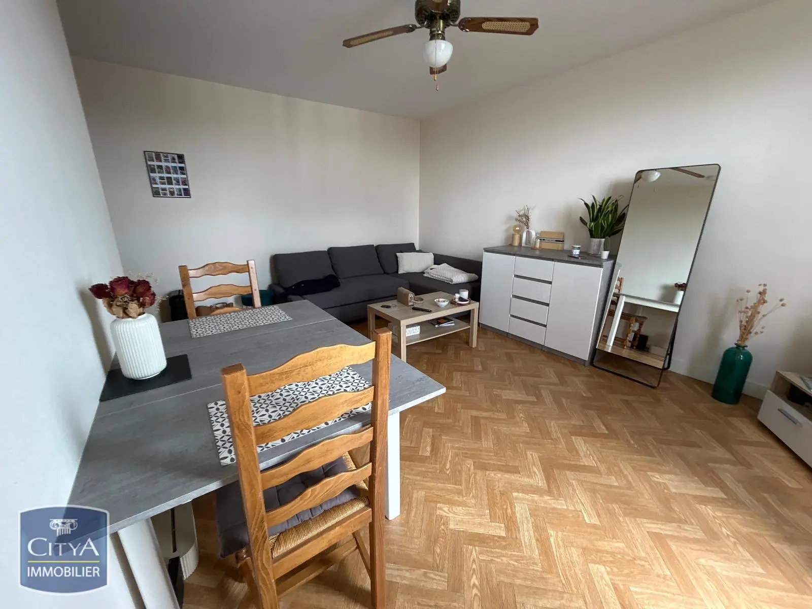 Photo 2 Appartement 1 pièce 28.89m²